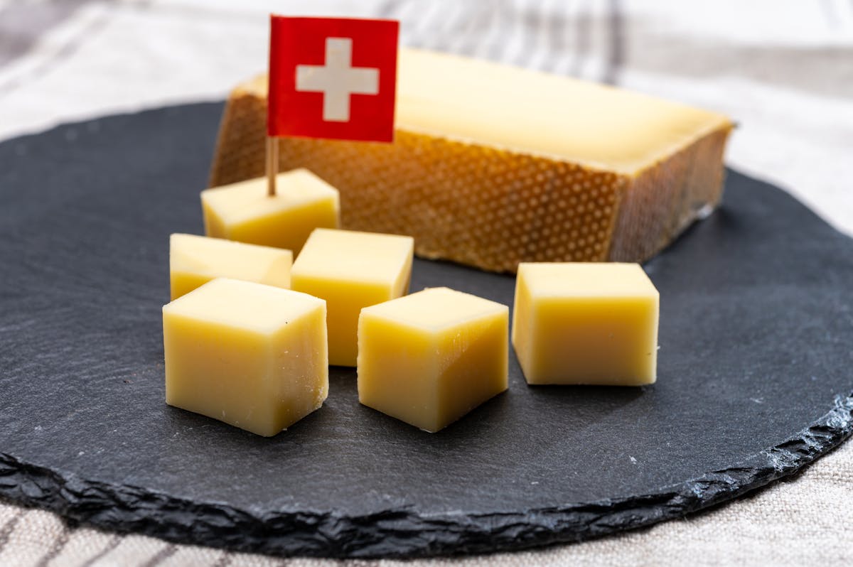 Peut-on manger du gruyère quand on a du cholestérol ?
