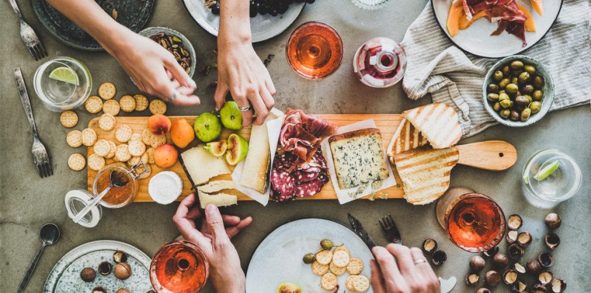 Apéro : 10 idées de snacks sains pour l'été
