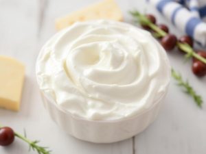 Skyr : quels sont les bienfaits de ce fromage frais venu d'Islande ?